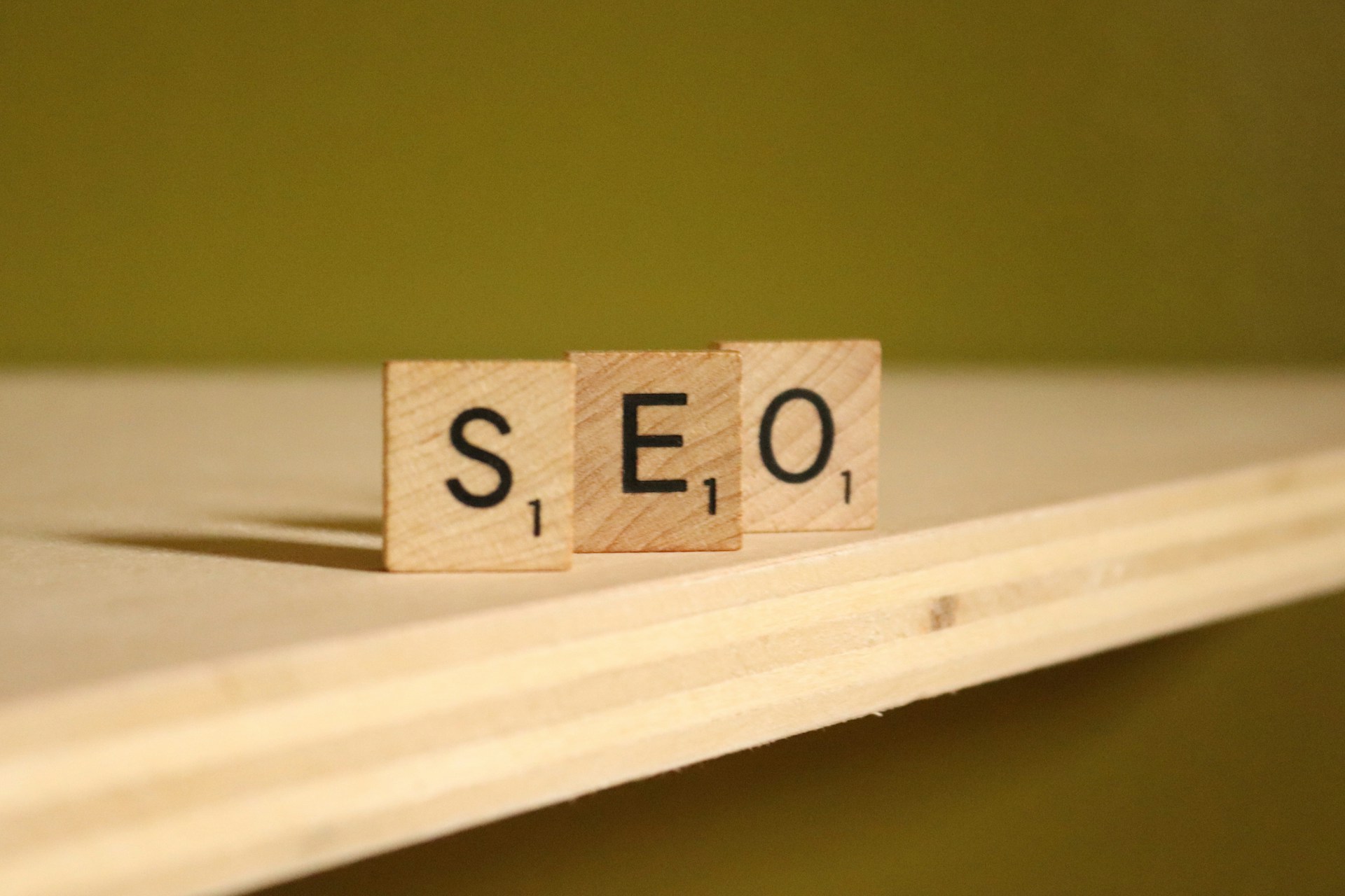 SEO on wooden blocks